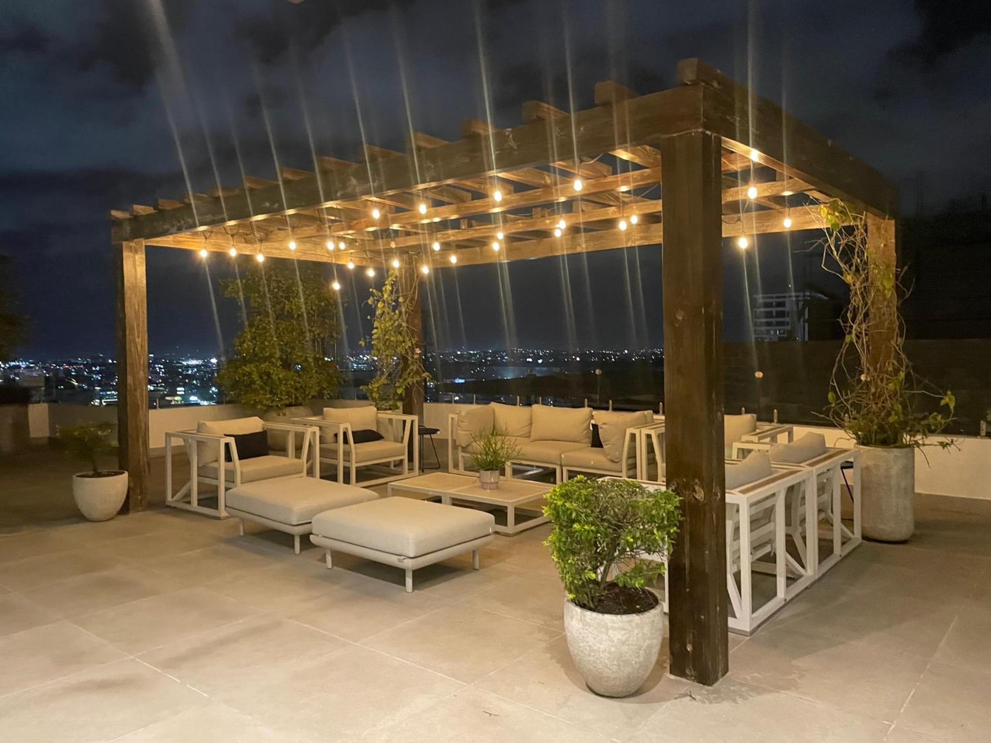 Piantini'S Skylight Apartment Санто Доминго Екстериор снимка