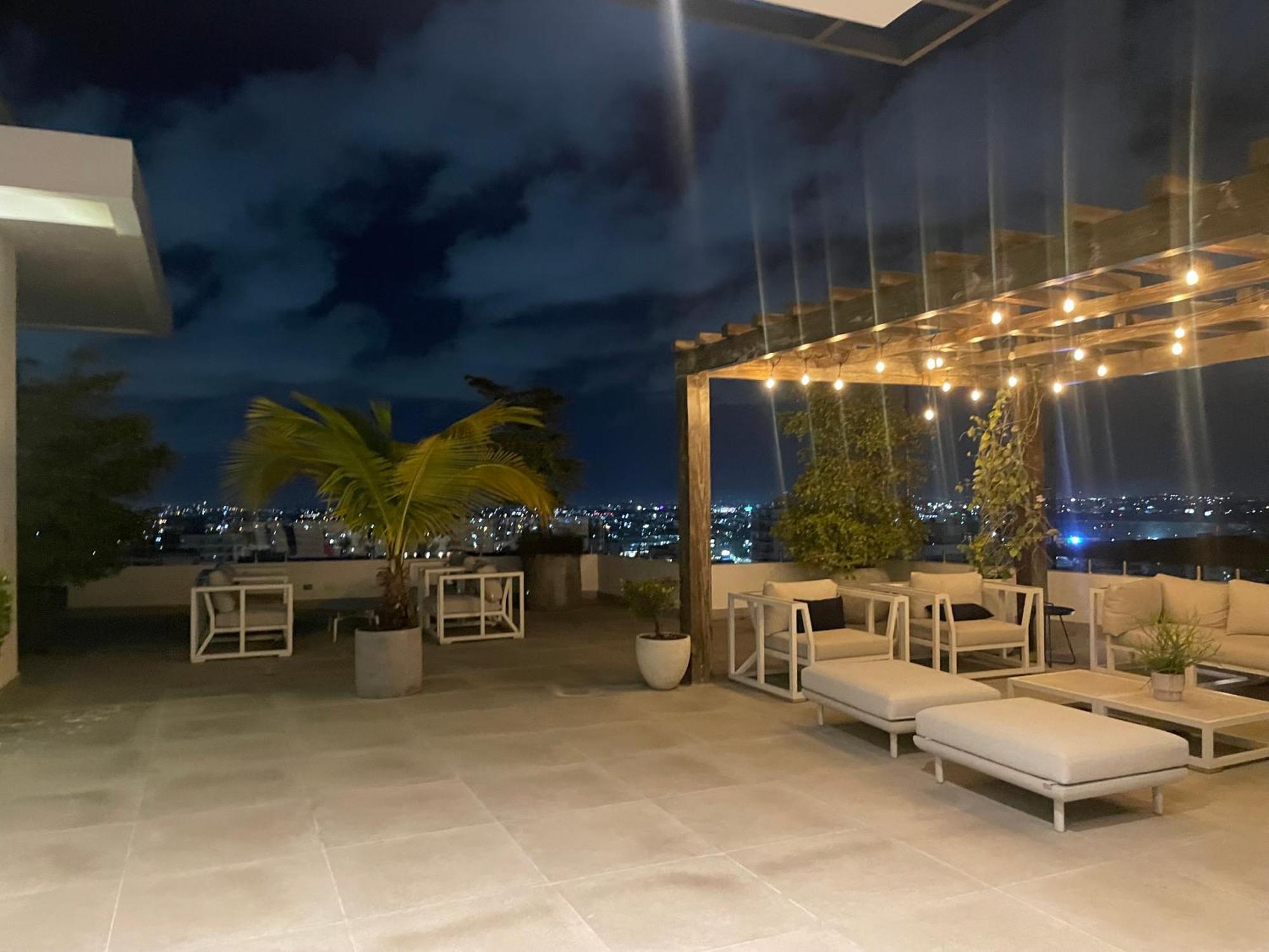 Piantini'S Skylight Apartment Санто Доминго Екстериор снимка